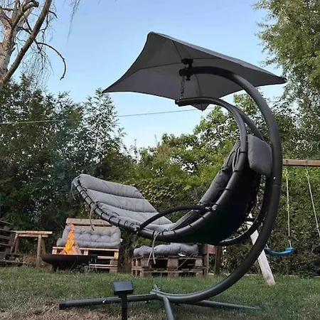 Apartment Avec Jardin *
